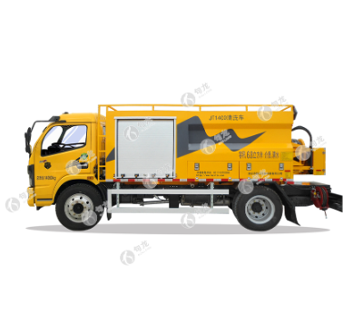 管道疏通车厂家谈污水处理车相关产品的特点